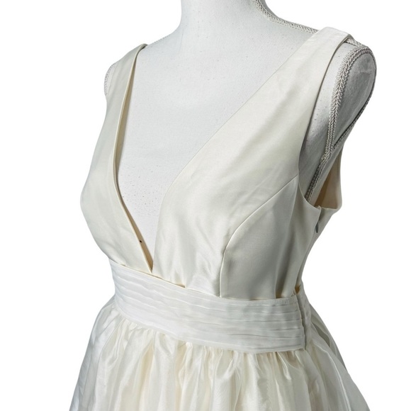 Sachin Babi BHLDN Carmina Bow Dress Ivory Size 8 NEW - Picture 9 of 16
